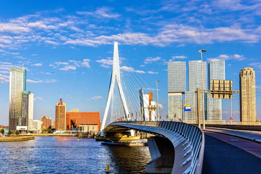 Chasse au trésor dans le centre-ville de Rotterdam une activité exclusive à Rotterdam avec INNOV'events