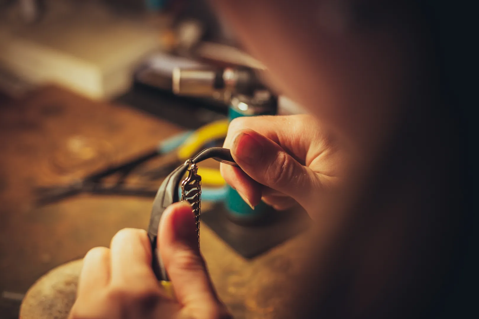Atelier de fabrication de bijoux masaï une activité exclusive à Nairobi avec INNOV'events