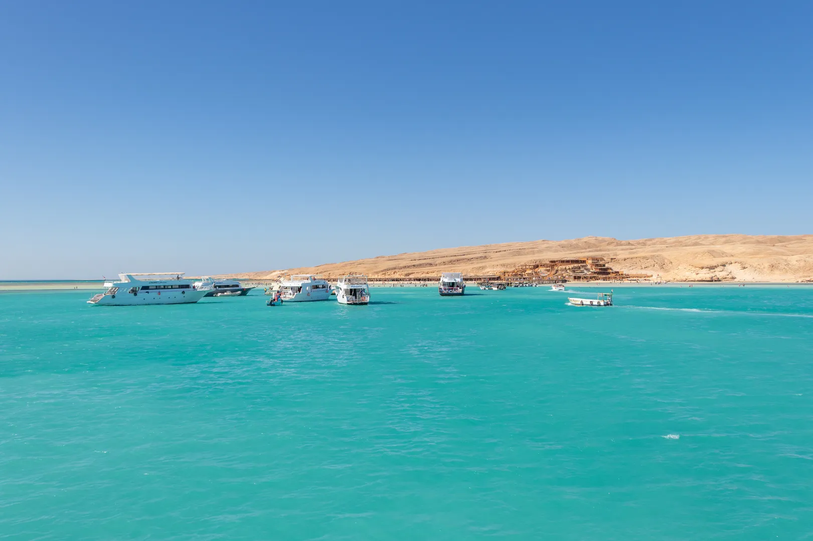 Croisière en bateau à fond de verre une activité exclusive à Hurghada avec INNOV'events