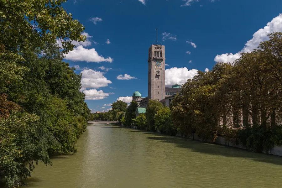 Croisière sur l'Isar une activité exclusive à Munich avec INNOV'events