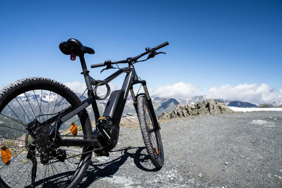 Excursion en e-bike dans les volcans une activité exclusive à Clermont-Ferrand avec INNOV'events