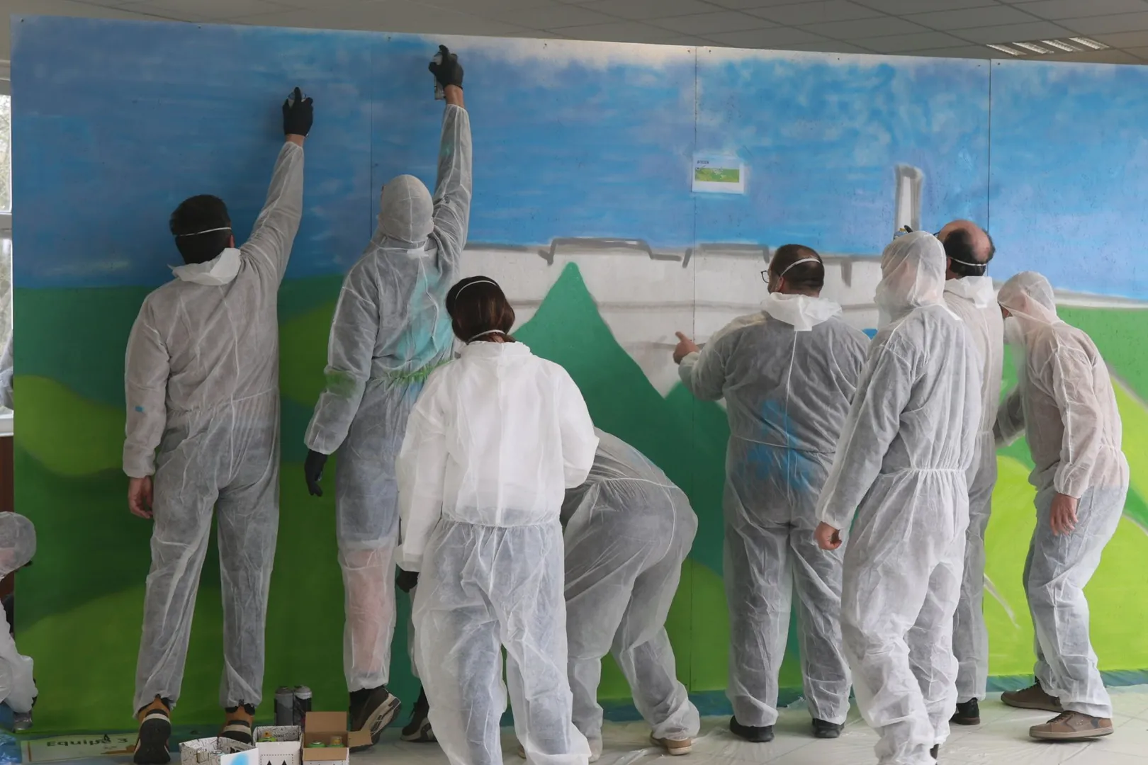 Création de fresque collaborative une activité exclusive à Biarritz avec INNOV'events