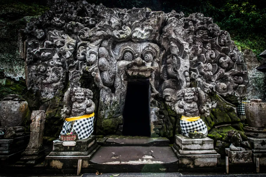 Escape Game dans les grottes de Goa Gajah une activité exclusive à Bali avec INNOV'events
