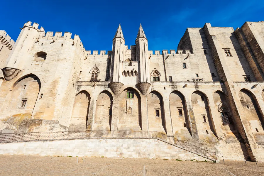 Rallye photo des sites historiques une activité exclusive à Avignon avec INNOV'events