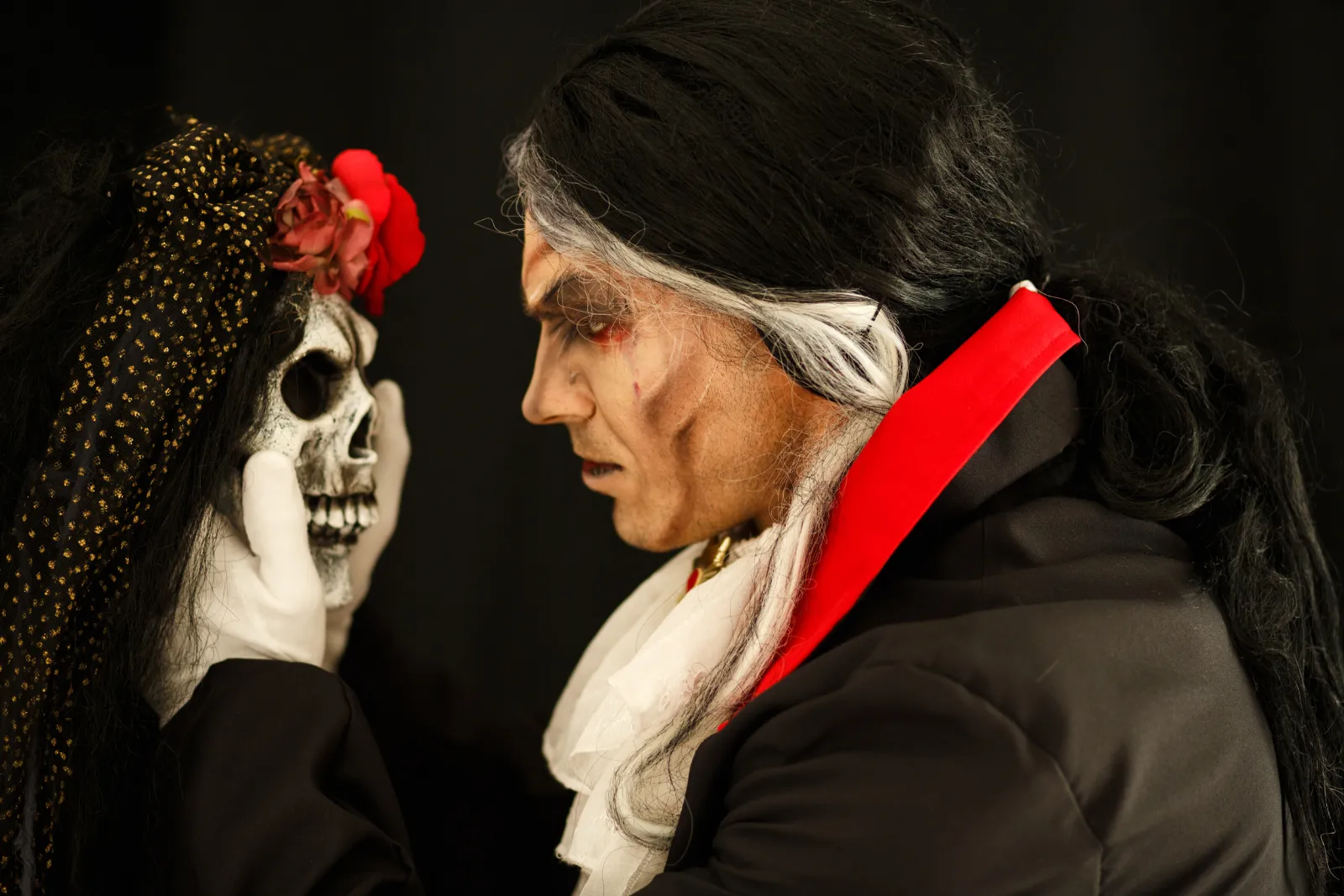 Soirée à thème Dracula dans un château une activité exclusive à Bucarest avec INNOV'events