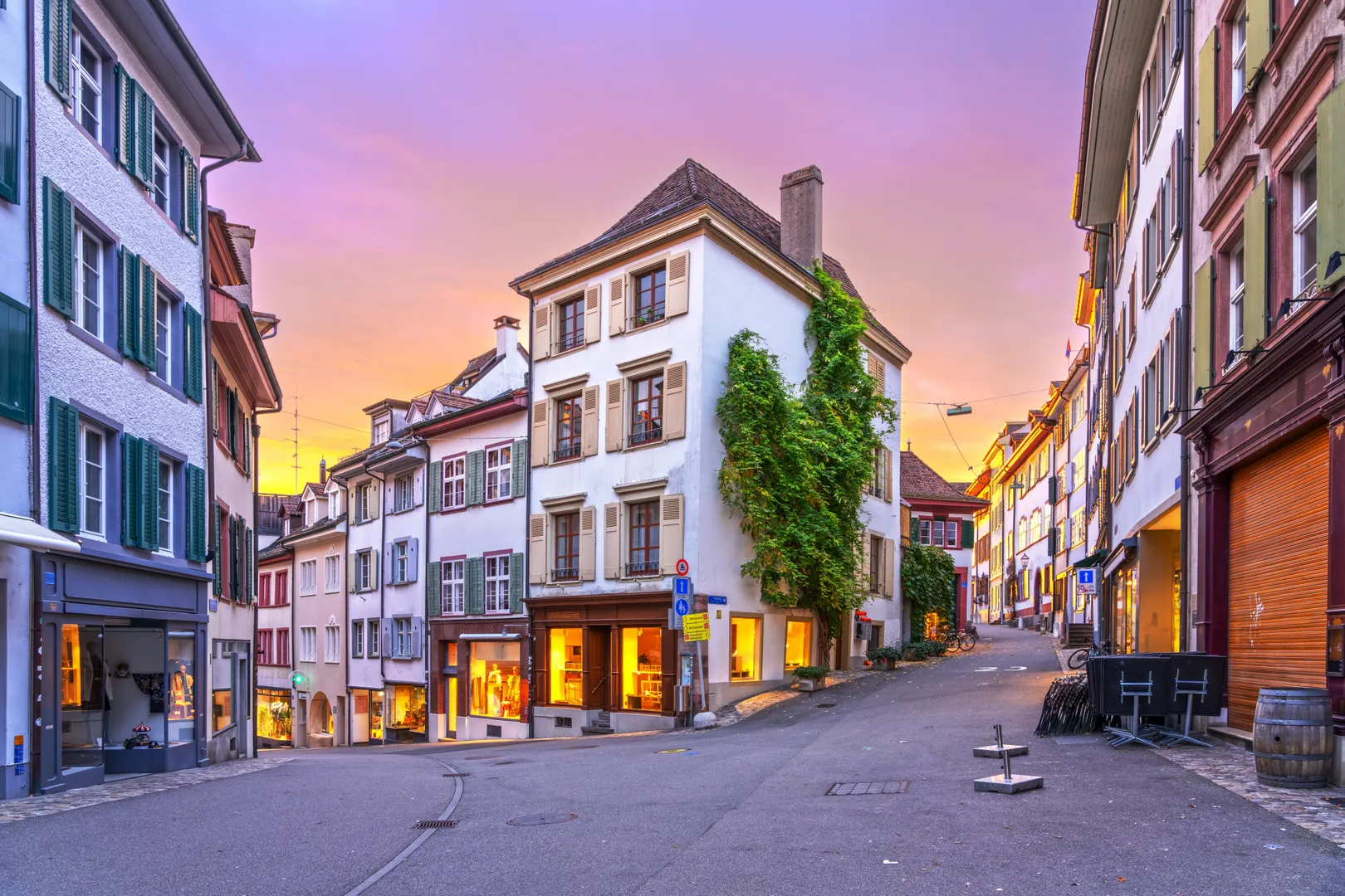 Organisez votre séminaire à Bâle : Notre offre de voyage d’entreprise, hôtels et activités