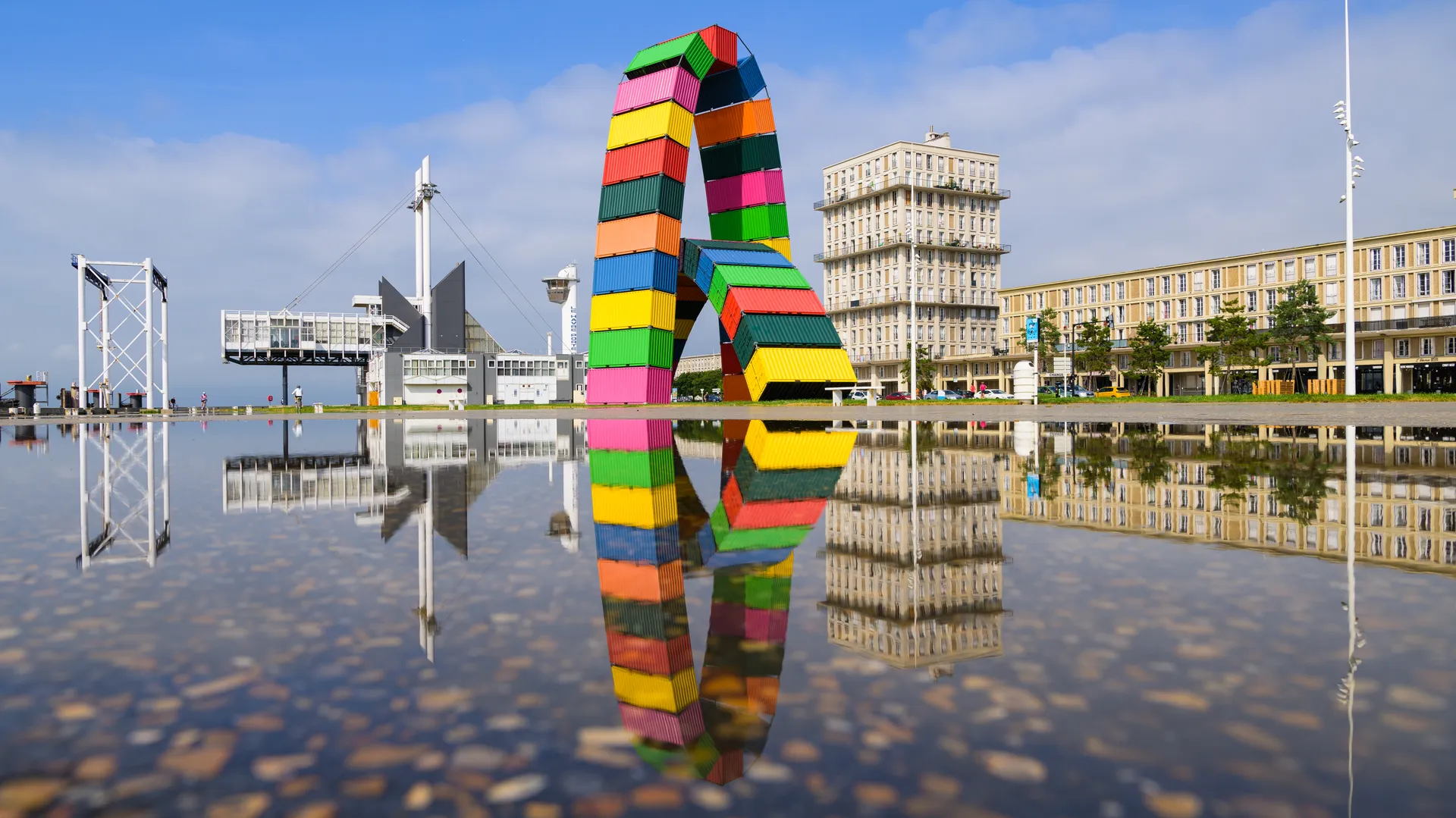 Voyage d'entreprise dans la ville de Le Havre organisé par INNOV'events, incluant visites culturelles, plages et gastronomie locale.