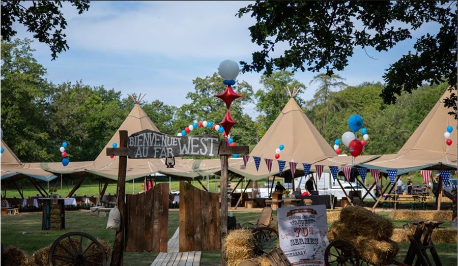 organiser garden party theme